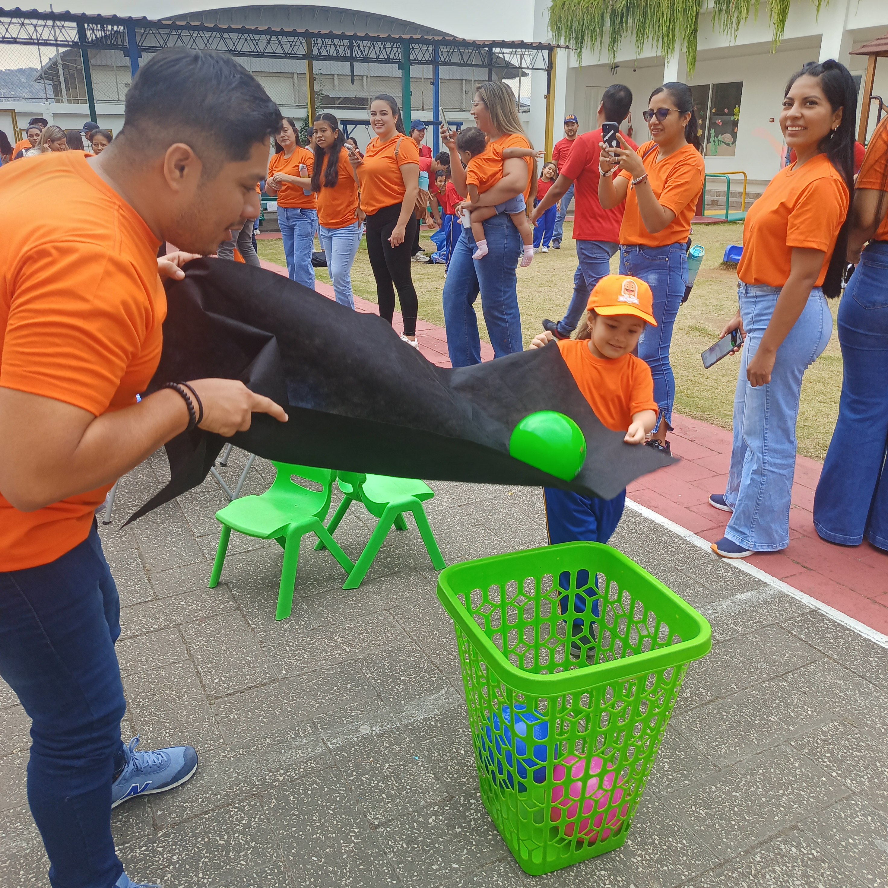 Presentación de estudiantes